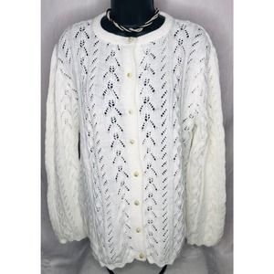 Vintage White Elegant Knit Sweater